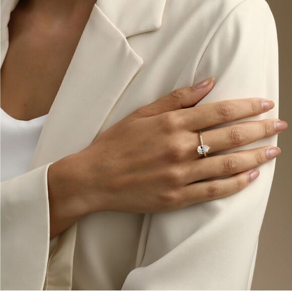 Solitaire Gold Pear Engagement Ring - Picture 4 of 5